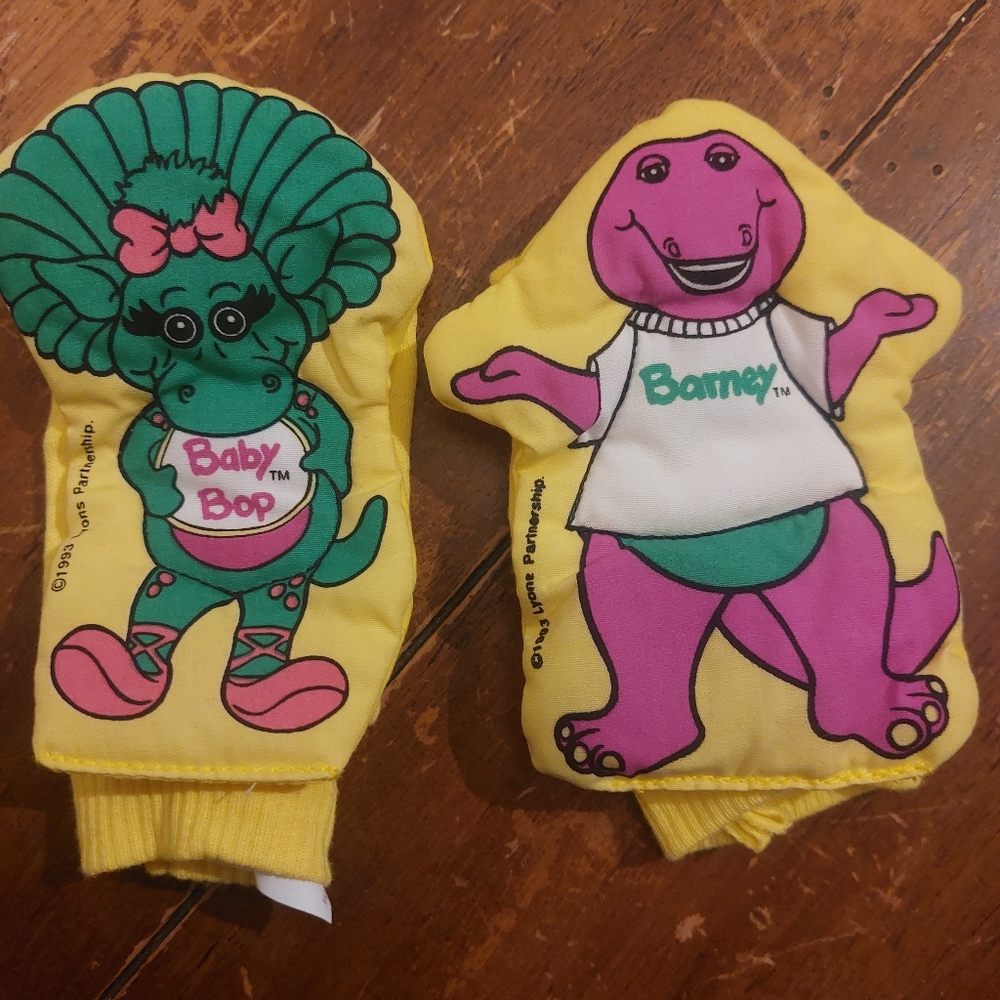 Barney and Baby Bop mitten rattles